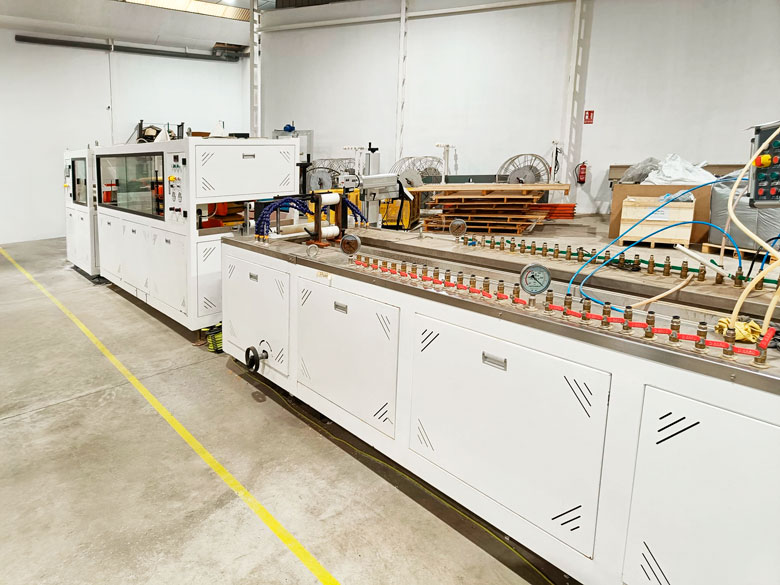 Lína-Extrusión-Blanca2_Tecniex